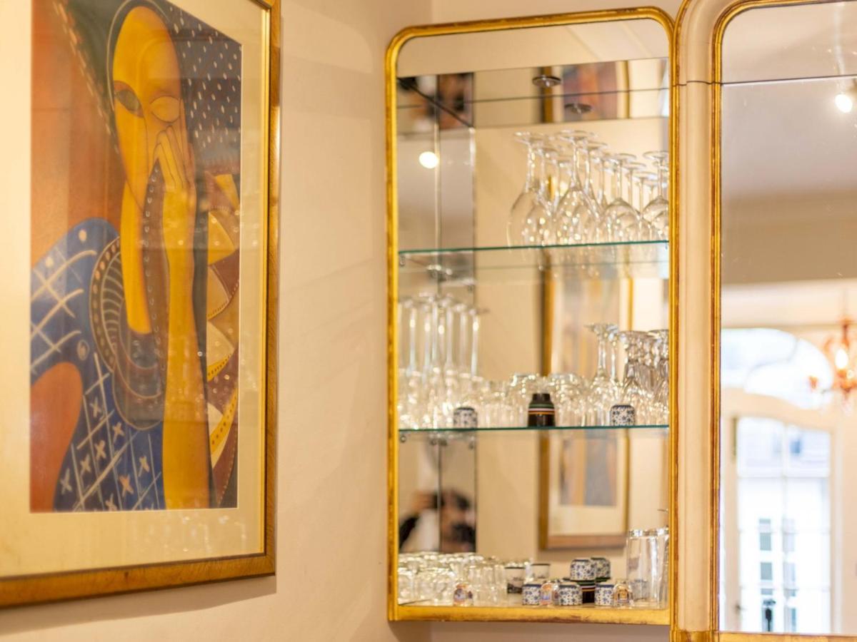 Pass The Keys Split-Floors Antique Apartment In Portobello Road London Bagian luar foto