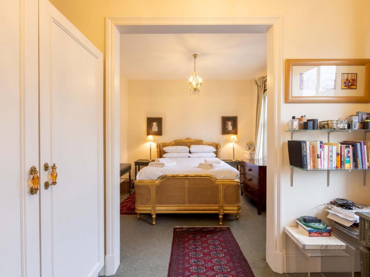 Pass The Keys Split-Floors Antique Apartment In Portobello Road London Bagian luar foto